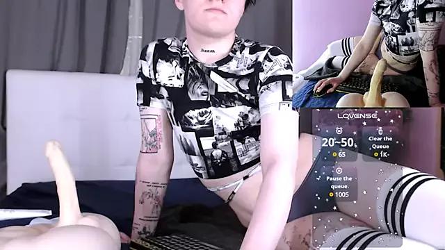 Fanny_next_door from StripChat