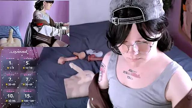 Fanny_next_door from StripChat