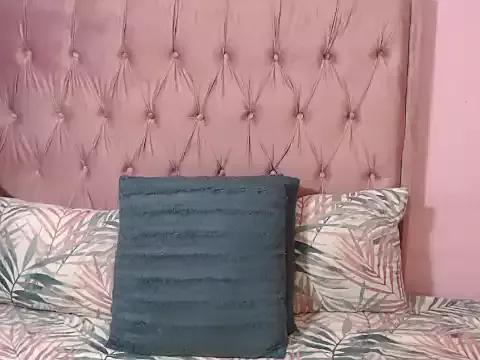 Entertain your itch for girls livestreamers with our collection of stunning models, skilled in the art of temptation and delight.