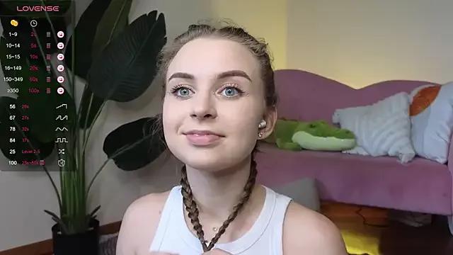 FlexiPixie from StripChat is Freechat