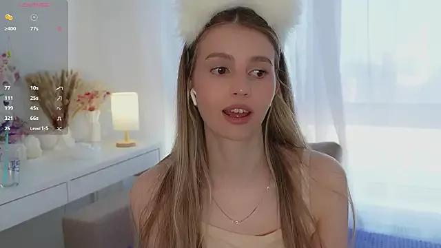 Fluffy-Angel from StripChat