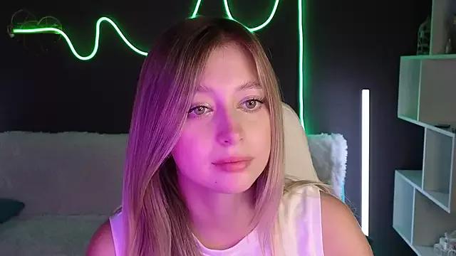 Entertain your itch for girls livestreamers with our collection of stunning models, skilled in the art of temptation and delight.
