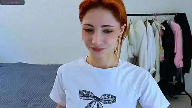 Entertain your itch for girls livestreamers with our collection of stunning models, skilled in the art of temptation and delight.