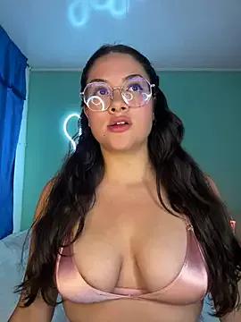 Entertain your itch for girls livestreamers with our collection of stunning models, skilled in the art of temptation and delight.