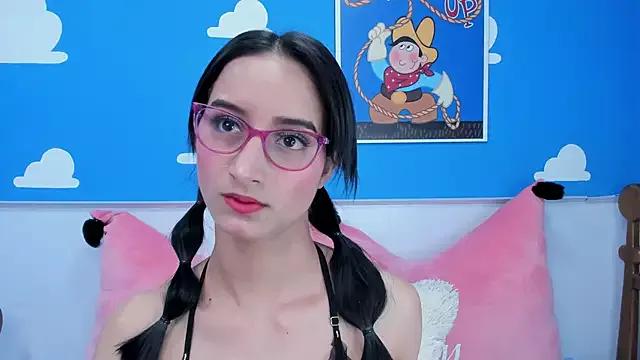 foxy_loren from StripChat is Freechat