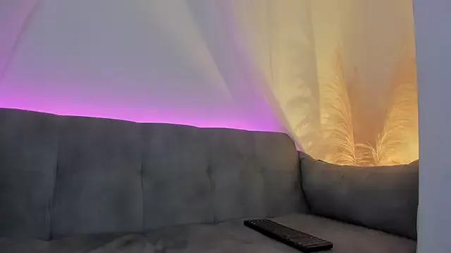 gaaby_foxx from StripChat