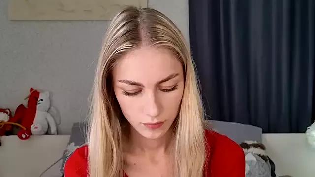Entertain your itch for girls livestreamers with our collection of stunning models, skilled in the art of temptation and delight.