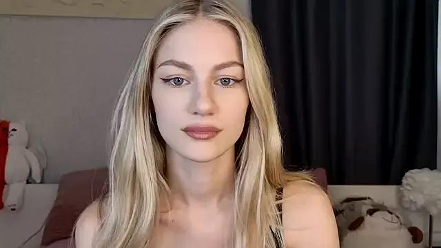 Entertain your itch for girls livestreamers with our collection of stunning models, skilled in the art of temptation and delight.