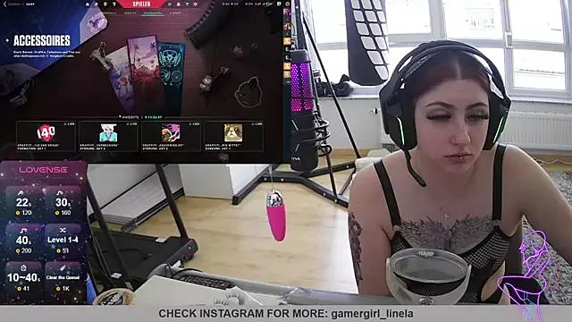 Entertain your itch for girls livestreamers with our collection of stunning models, skilled in the art of temptation and delight.