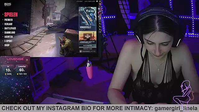 Entertain your itch for girls livestreamers with our collection of stunning models, skilled in the art of temptation and delight.