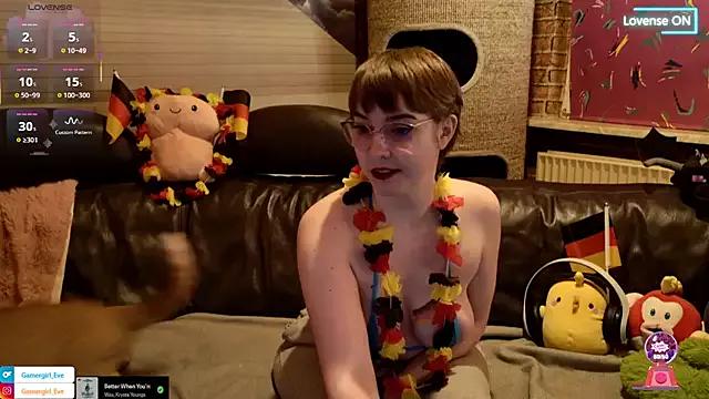 Entertain your itch for girls livestreamers with our collection of stunning models, skilled in the art of temptation and delight.