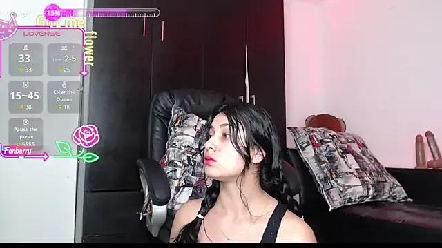 gigilovedback from StripChat is Freechat