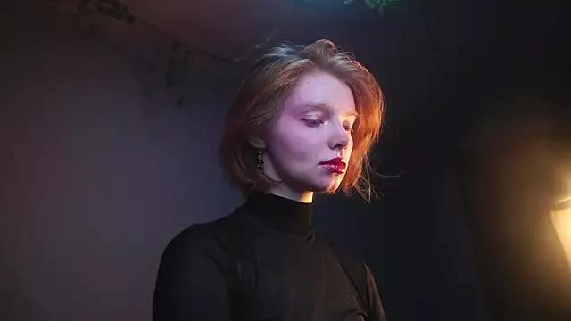ginger_hugs from StripChat is Freechat