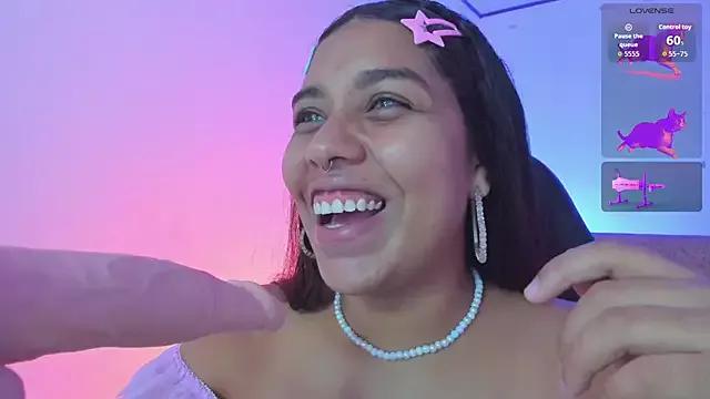 giselle_upp from StripChat is Freechat