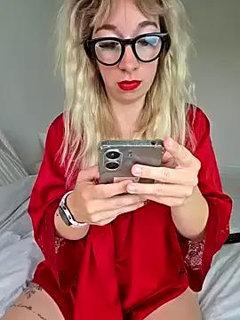 Entertain your itch for girls livestreamers with our collection of stunning models, skilled in the art of temptation and delight.