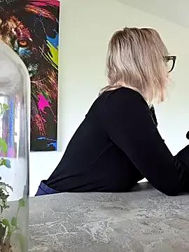 Entertain your itch for girls livestreamers with our collection of stunning models, skilled in the art of temptation and delight.