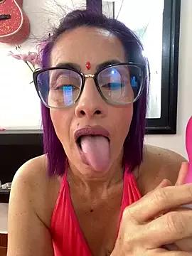 Entertain your itch for girls livestreamers with our collection of stunning models, skilled in the art of temptation and delight.