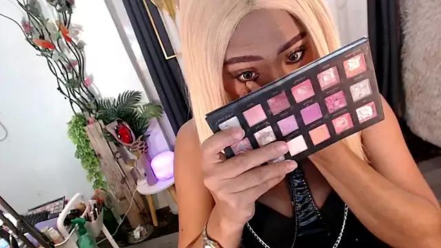 Goddess_Quinnie from StripChat is Freechat