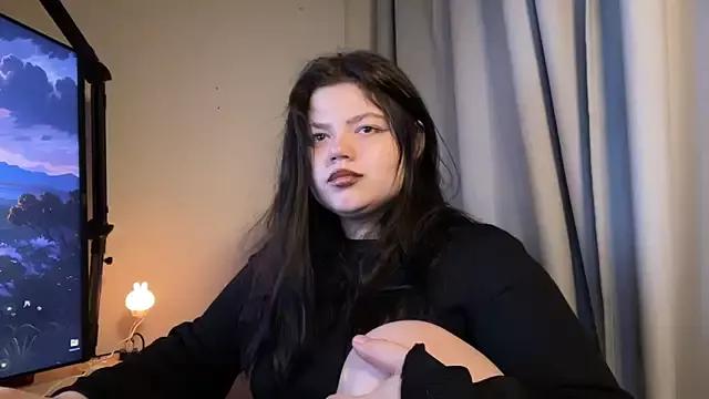 GoddessDarina from StripChat is Freechat