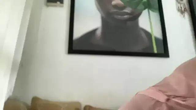 GoddessDove from StripChat is Freechat