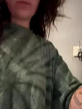 goddessmissmia from StripChat is Freechat