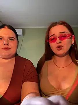 GoldAlisa from StripChat is Freechat
