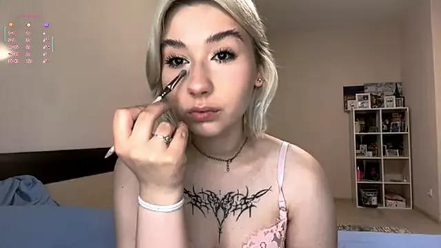 Entertain your itch for girls livestreamers with our collection of stunning models, skilled in the art of temptation and delight.