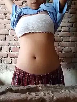 Photos of goldi_girl_ from StripChat is Freechat