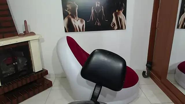 Grace_mature_milf from StripChat is Freechat