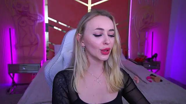 Entertain your itch for girls livestreamers with our collection of stunning models, skilled in the art of temptation and delight.