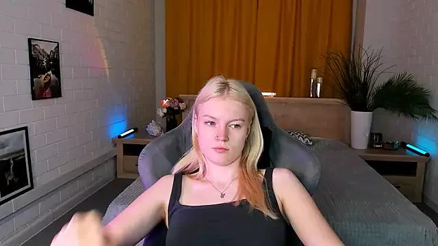 Entertain your itch for girls livestreamers with our collection of stunning models, skilled in the art of temptation and delight.