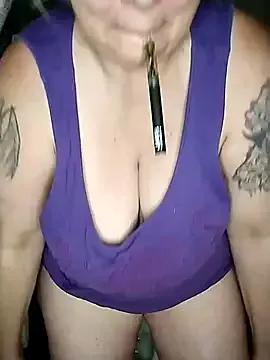 GraceHenderson from StripChat is Freechat