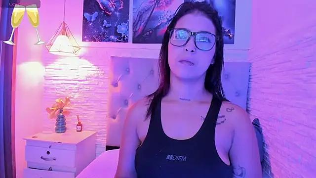 Entertain your itch for girls livestreamers with our collection of stunning models, skilled in the art of temptation and delight.