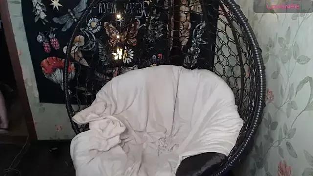 Greenwitch9 from StripChat is Freechat