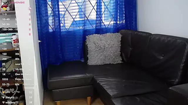 Entertain your itch for girls livestreamers with our collection of stunning models, skilled in the art of temptation and delight.