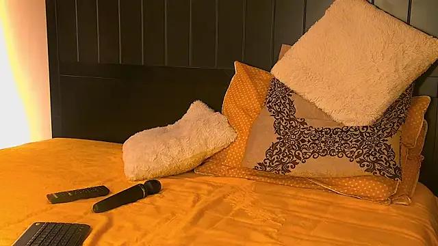 GuiltyKisses from StripChat is Freechat