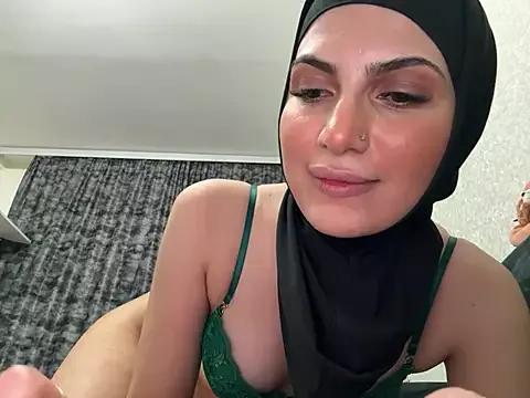 GumusGuray from StripChat