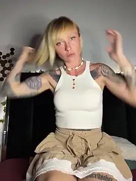 haileyhope_ from StripChat is Freechat