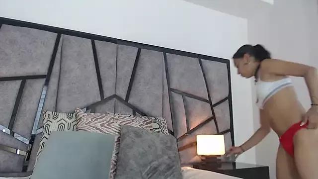 Entertain your itch for girls livestreamers with our collection of stunning models, skilled in the art of temptation and delight.