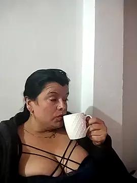 Hanna_Kieran from StripChat is Freechat