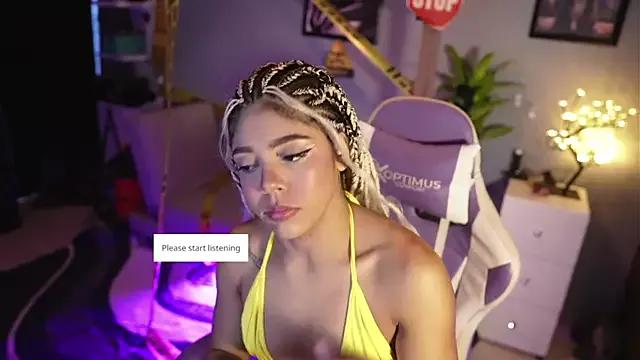hannachris- from StripChat is Freechat
