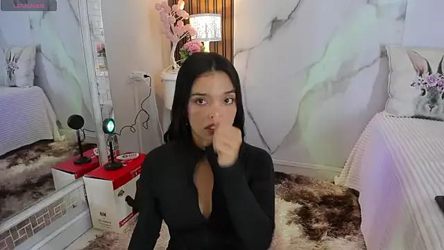 Entertain your itch for girls livestreamers with our collection of stunning models, skilled in the art of temptation and delight.