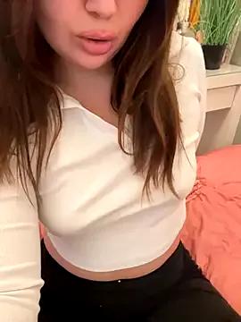 Entertain your itch for girls livestreamers with our collection of stunning models, skilled in the art of temptation and delight.