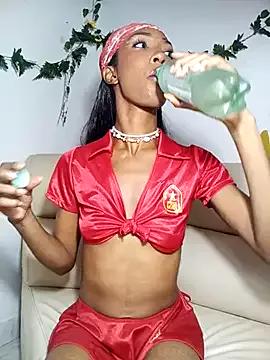 HannaTomson from StripChat is Freechat