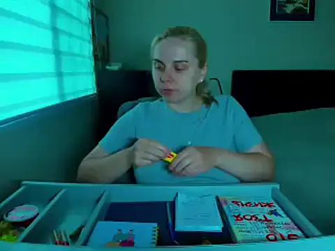 HappyIva from StripChat is Freechat