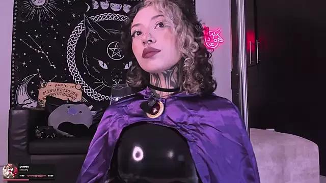 hazellwitch from StripChat is Freechat