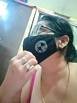 Heenage webcams show profile image 