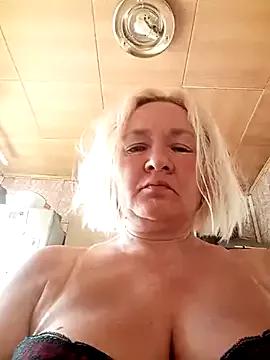HelenaGlossX from StripChat is Freechat