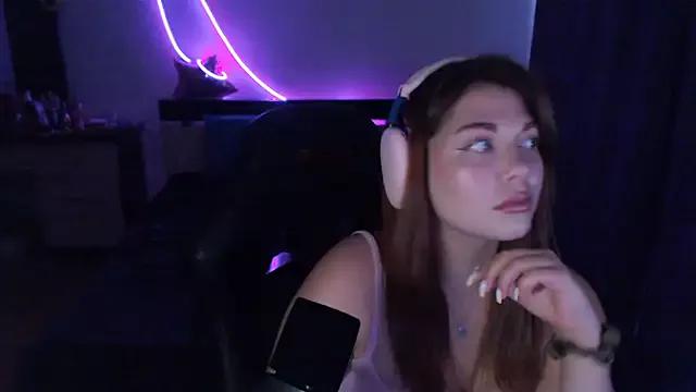 helengilmor from StripChat is Freechat