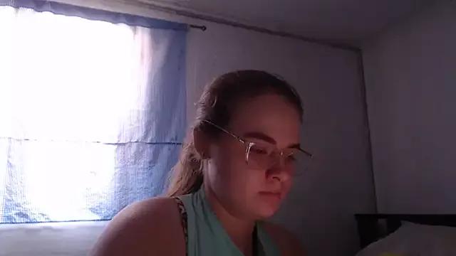 HellenMiyer1111 from StripChat is Freechat